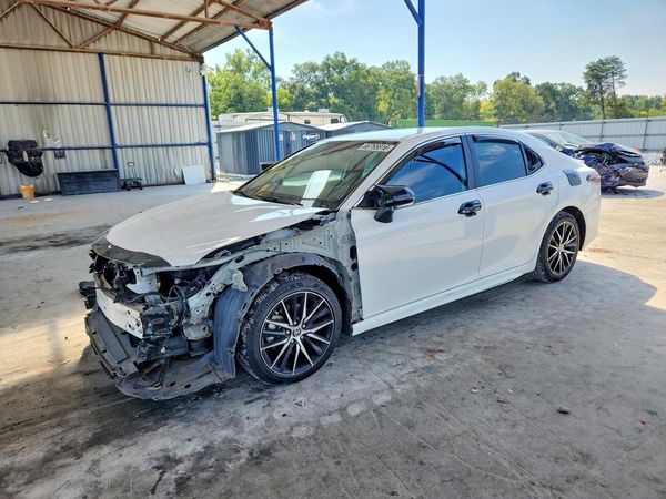 2023 TOYOTA CAMRY