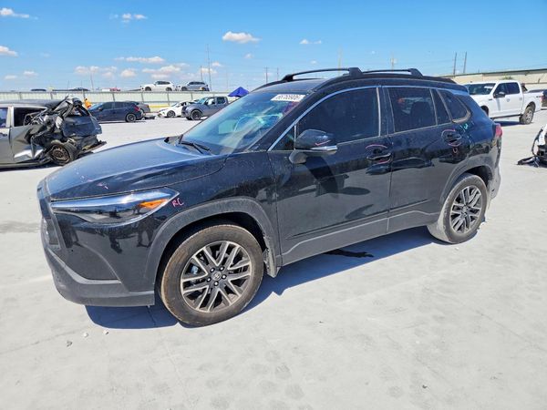 2026 TOYOTA COROLLA CROSS