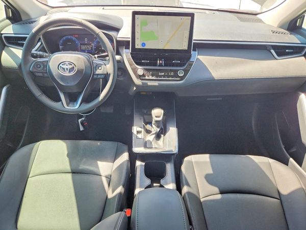 2026 TOYOTA COROLLA CROSS