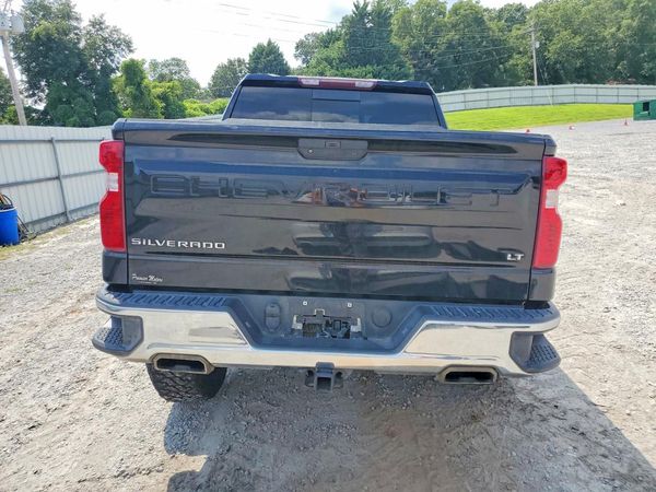 2021 CHEVROLET SILVERADO LT