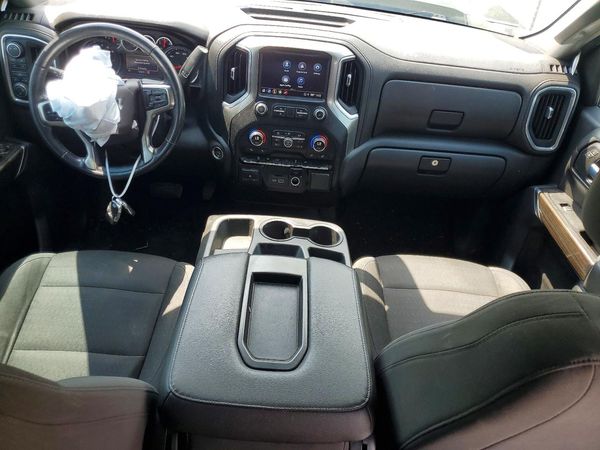 2021 CHEVROLET SILVERADO LT