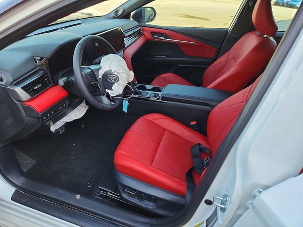 2026 TOYOTA CAMRY