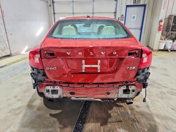 2016 VOLVO S60 SV33 Premier