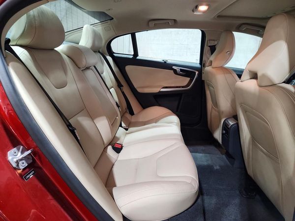2016 VOLVO S60 SV33 Premier