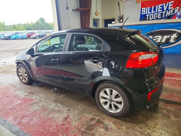 2017 KIA RIO 5-DOOR EX / SX