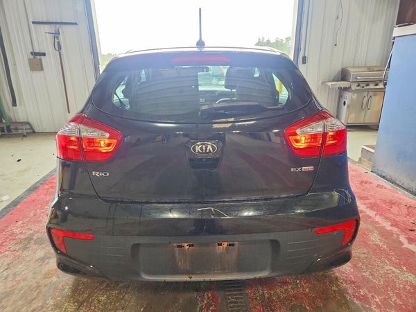 2017 KIA RIO 5-DOOR EX / SX