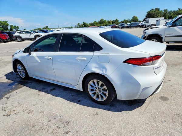 2021 TOYOTA COROLLA LE w/Premium pkg2