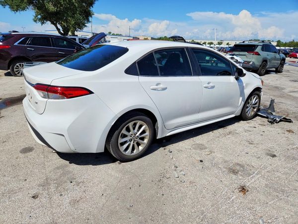 2021 TOYOTA COROLLA LE w/Premium pkg2