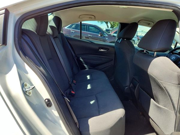 2021 TOYOTA COROLLA LE w/Premium pkg2