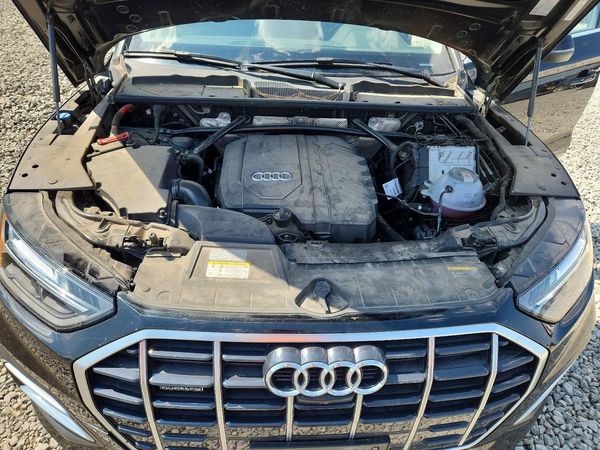 2021 AUDI Q5 quattro Premium Plus