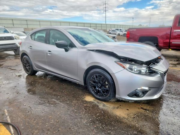 2016 MAZDA 3