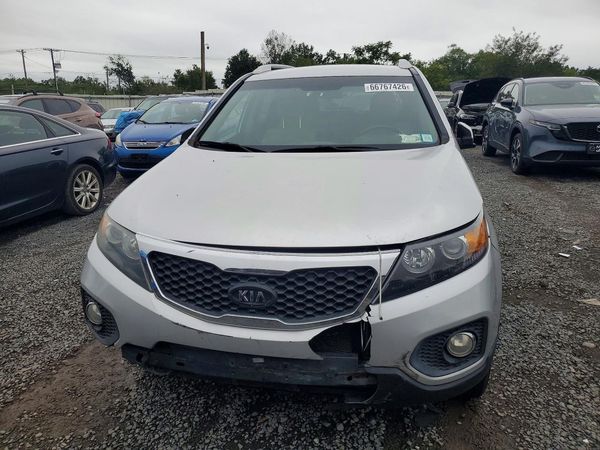 2013 KIA SORENTO