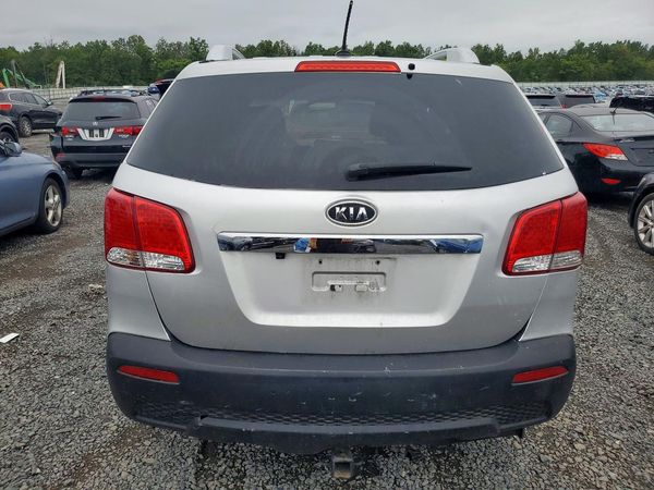 2013 KIA SORENTO