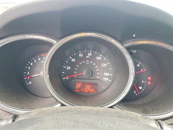 2013 KIA SORENTO