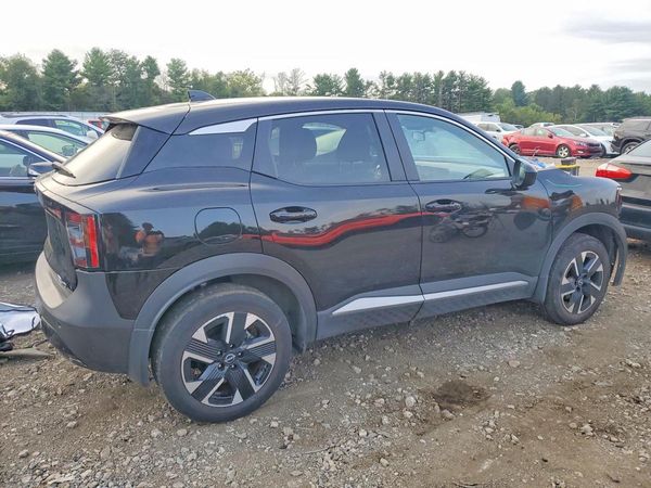 2025 NISSAN KICKS