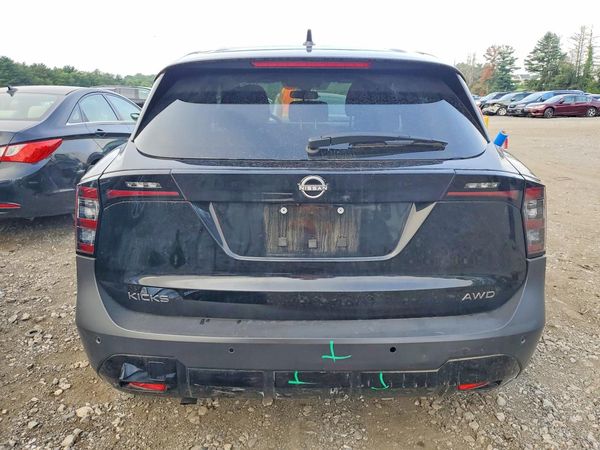 2025 NISSAN KICKS