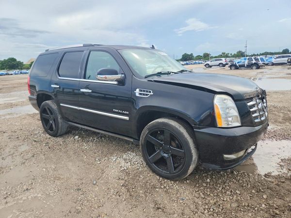 2012 CADILLAC ESCALADE