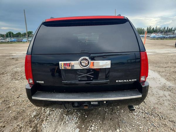 2012 CADILLAC ESCALADE