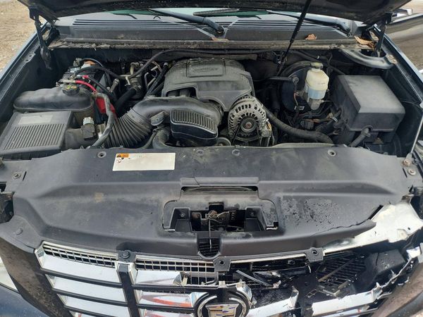 2012 CADILLAC ESCALADE