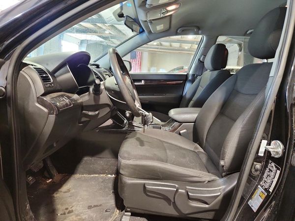 2014 KIA SORENTO Base/ LX
