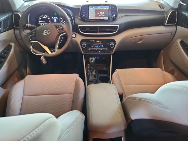 2020 HYUNDAI TUCSON