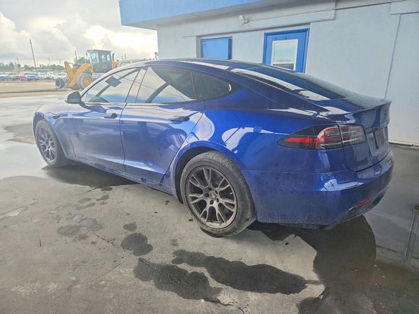 2022 TESLA MODEL S