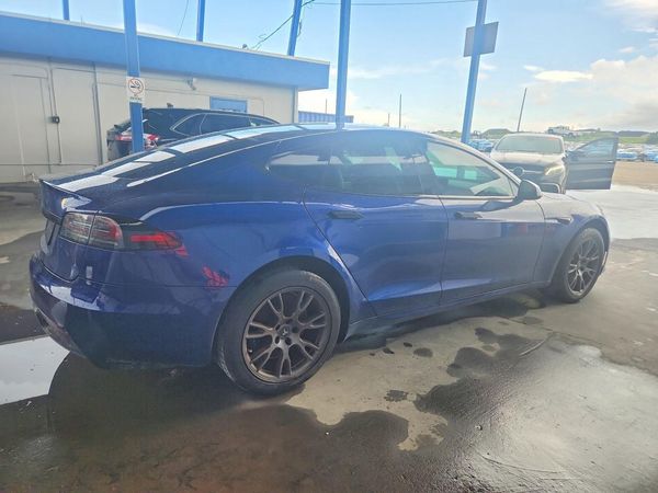 2022 TESLA MODEL S