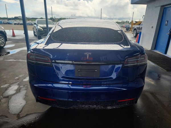 2022 TESLA MODEL S