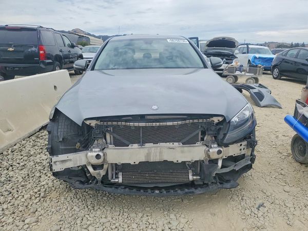 2015 MERCEDES-BENZ C Base