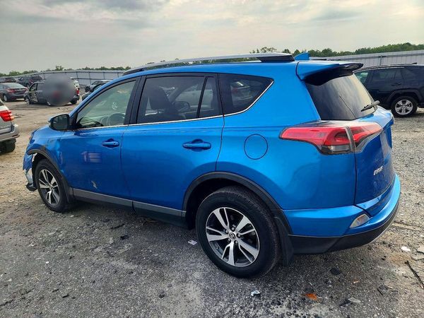2017 TOYOTA RAV4 XLE