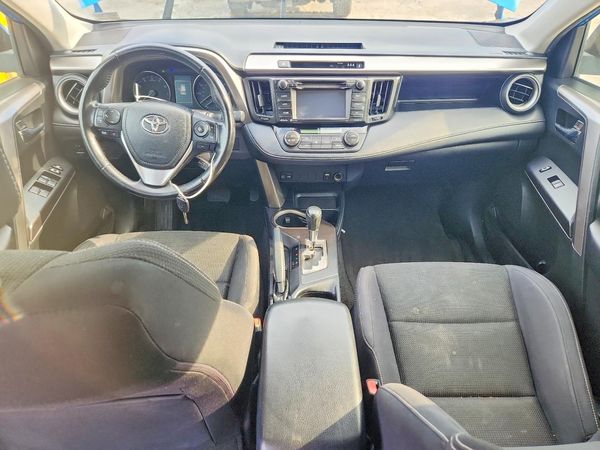 2017 TOYOTA RAV4 XLE