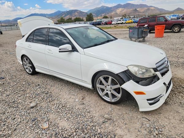 2014 MERCEDES-BENZ C C250