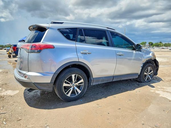 2016 TOYOTA RAV4 XLE (M Grade)