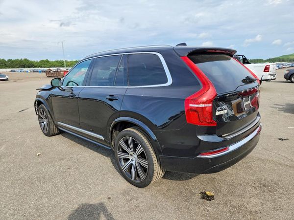 2023 VOLVO XC90