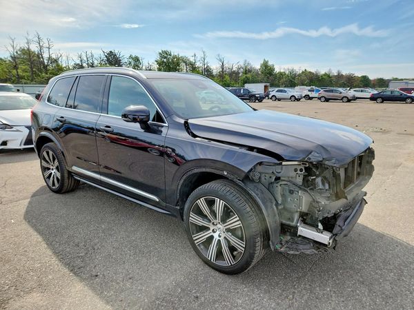2023 VOLVO XC90