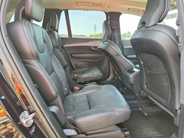 2023 VOLVO XC90