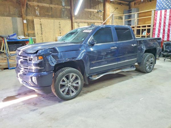 2018 CHEVROLET SILVERADO LTZ — Front 3/4