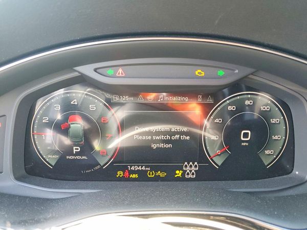2025 AUDI Q7 quattro Premium Plus