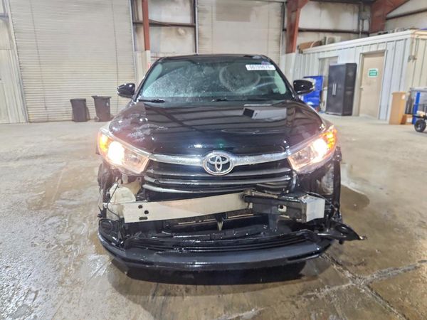 2016 TOYOTA HIGHLANDER