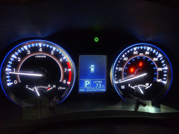 2016 TOYOTA HIGHLANDER
