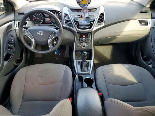 2015 HYUNDAI ELANTRA GLS(Middle)