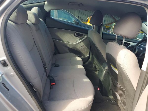 2015 HYUNDAI ELANTRA GLS(Middle)