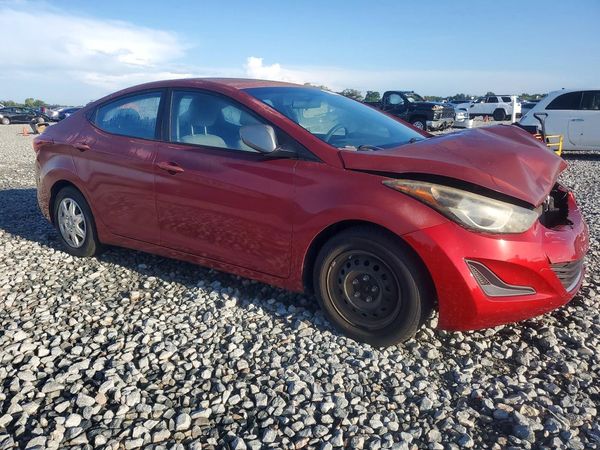 2016 HYUNDAI ELANTRA — Passenger 3/4