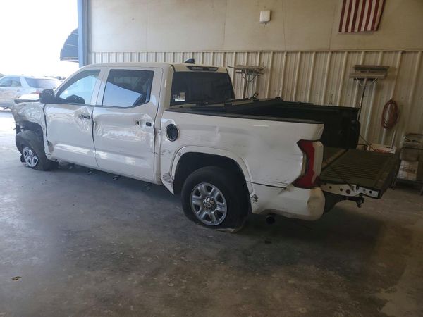 2026 TOYOTA TUNDRA