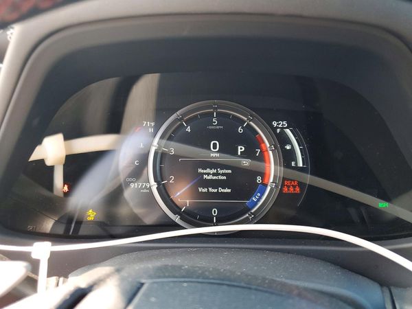2022 LEXUS UX 200
