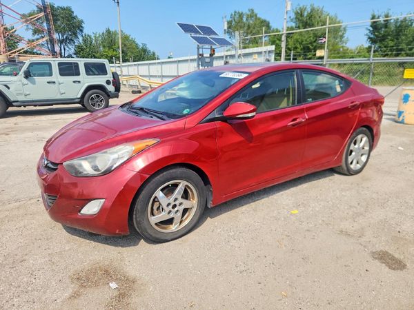 2013 HYUNDAI ELANTRA