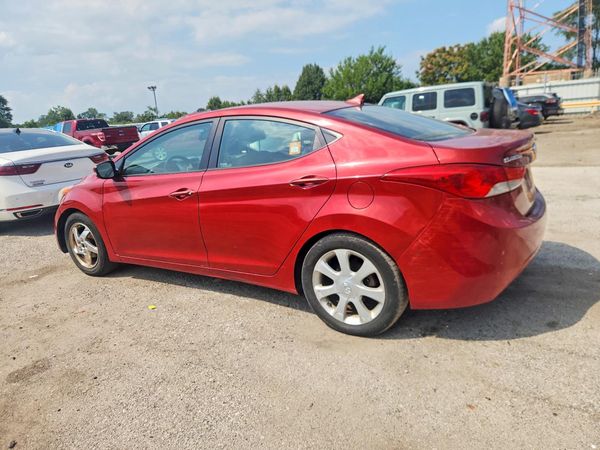 2013 HYUNDAI ELANTRA