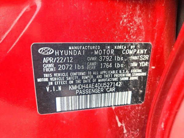 2013 HYUNDAI ELANTRA