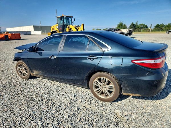 2015 TOYOTA CAMRY