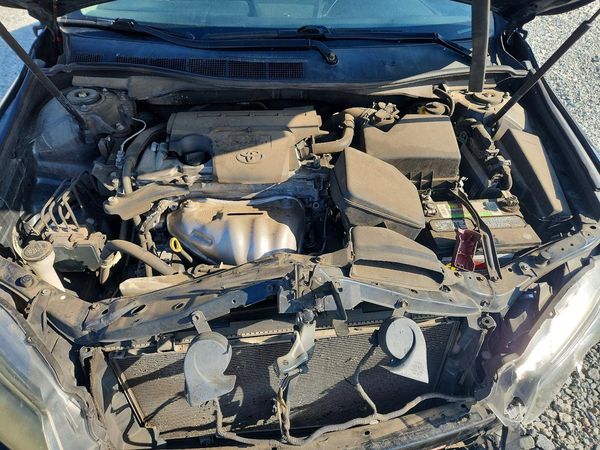 2015 TOYOTA CAMRY